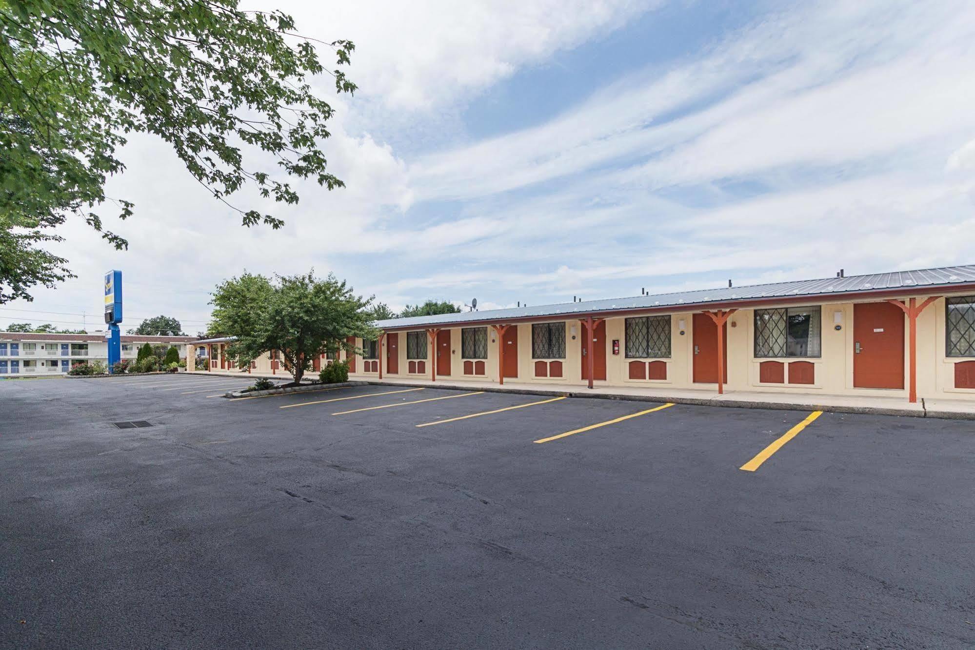 Scottish Inns Harrisburg-Hershey South New Cumberland Eksteriør billede